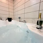 E Servagnat T3 Luxe Avec Sauna Jacuzzi Et Hammam *
