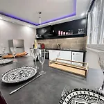 E Servagnat T3 Luxe Avec Sauna Jacuzzi Et Hammam 아파트 *