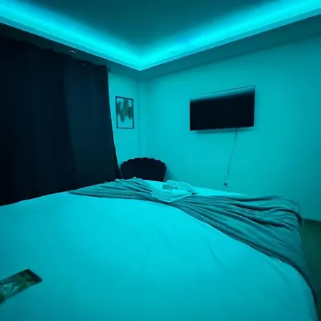 E Servagnat T3 Luxe Avec Sauna Jacuzzi Et Hammam 에페르네이